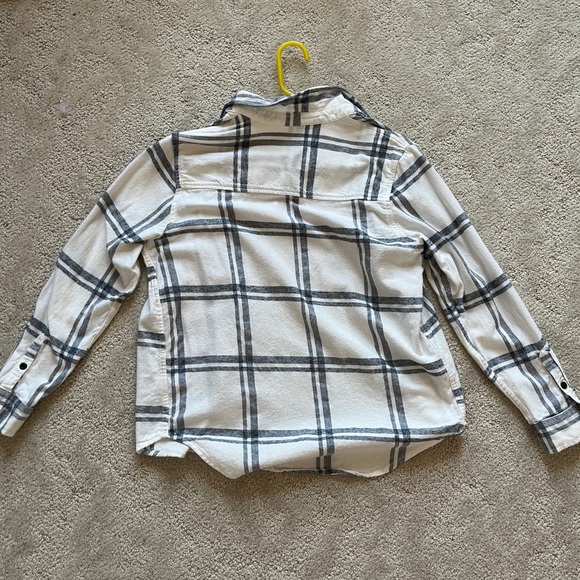 Universal Thread Tops Universal Thread Flannel Poshmark